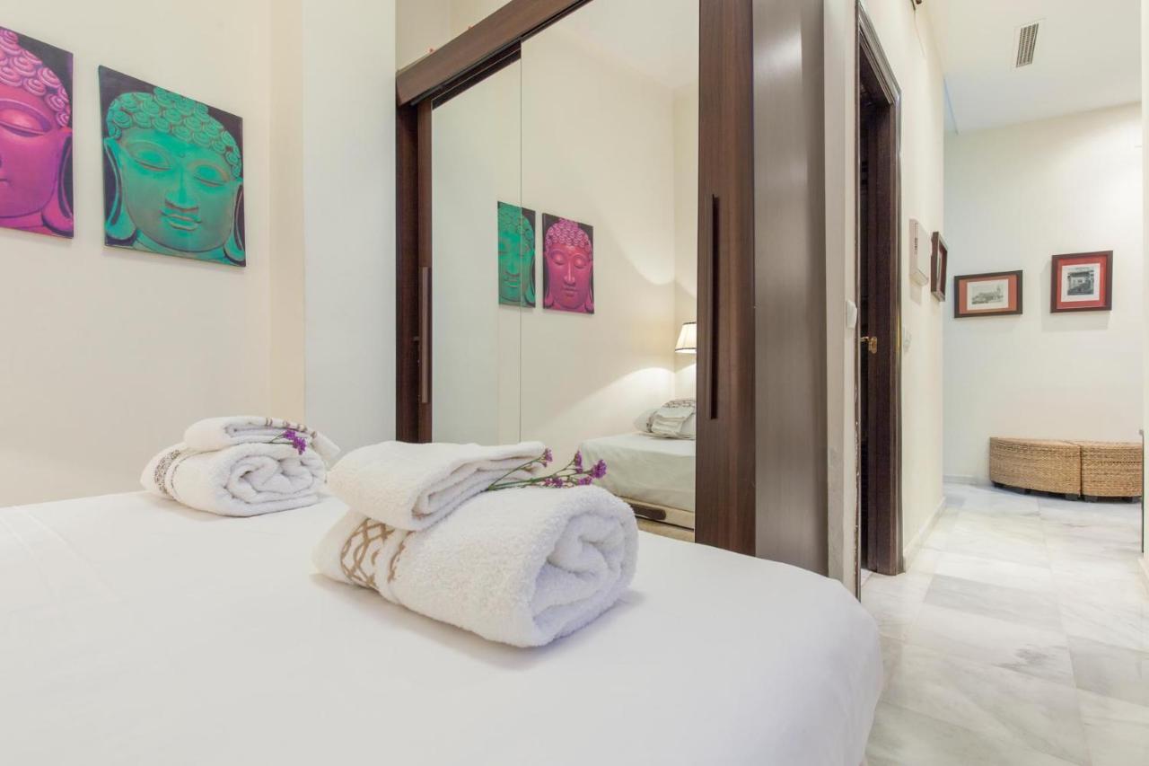 Apartment En El Corazon De Triana, *